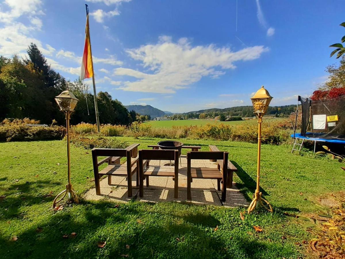 Georgihof Im Park Unterburg am Klopeiner See Exterior foto