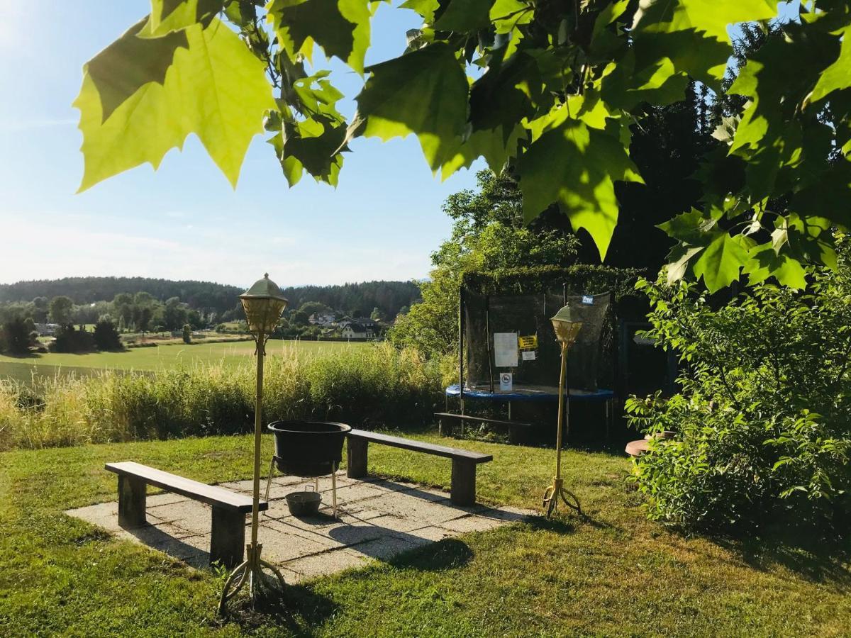Georgihof Im Park Unterburg am Klopeiner See Exterior foto